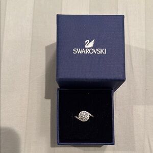 Swarovski Silver Solitaire Ring with Crystal